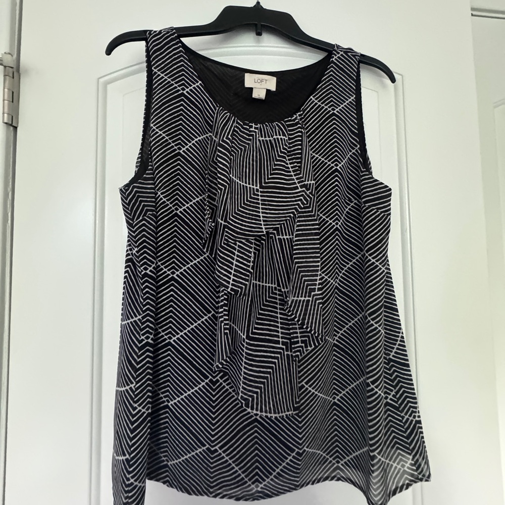 Medium LOFT Black and White Patterned Tank